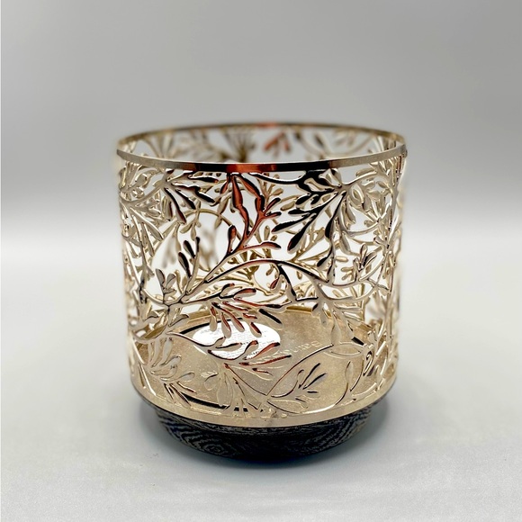 Bath & Body Works Shining Silver Color Leaf Pattern THREE WICK CANDLE holder - Picture 1 of 7